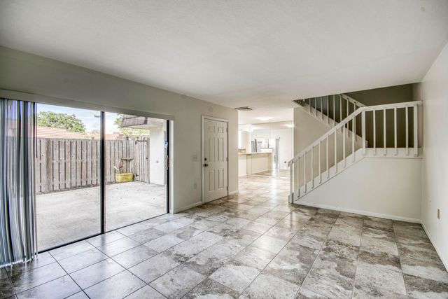 1607 16th Lane, Palm Beach Gardens, FL 33418