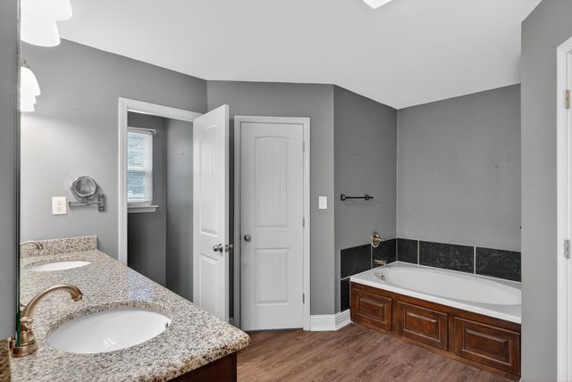 720 Haggerty Road, Karnack, TX 75661