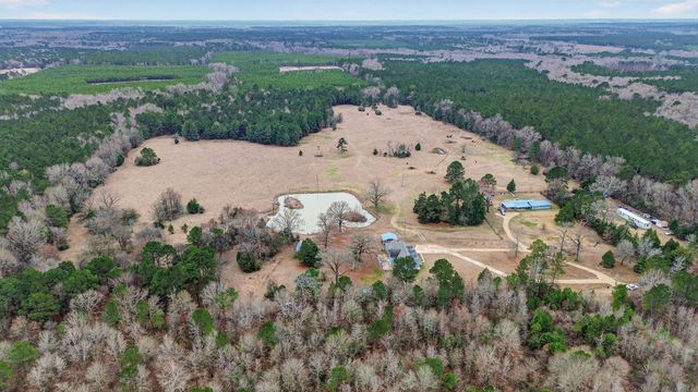 720 Haggerty Road, Karnack, TX 75661