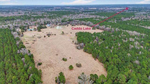 720 Haggerty Road, Karnack, TX 75661