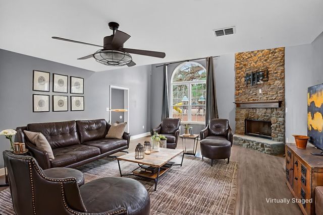 720 Haggerty Road, Karnack, TX 75661