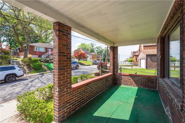 1539 Broadhead St, Lincoln Larimer, PA 15206