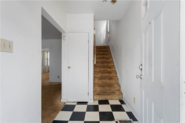 1539 Broadhead St, Lincoln Larimer, PA 15206