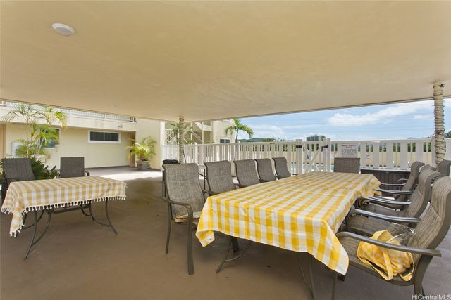 14 Aulike Street 906, Kailua, HI 96734