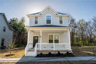 923 S Waxflower Avenue, Fayetteville, AR 72701