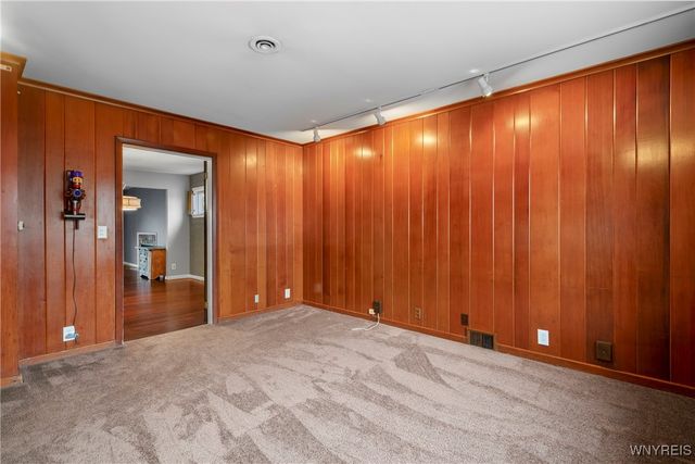 1060 Amherst Street, Buffalo, NY 14216