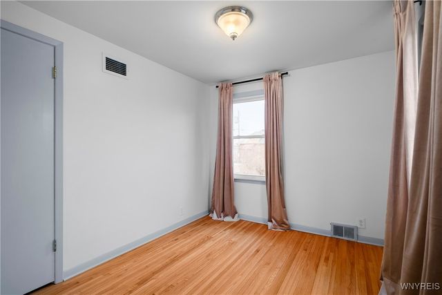 1060 Amherst Street, Buffalo, NY 14216