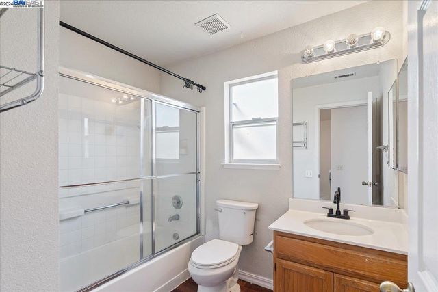 118 Outrigger Dr, Vallejo, CA 94591