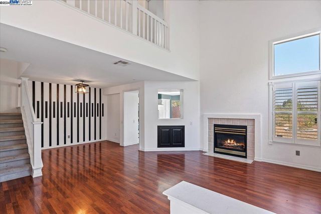 118 Outrigger Dr, Vallejo, CA 94591