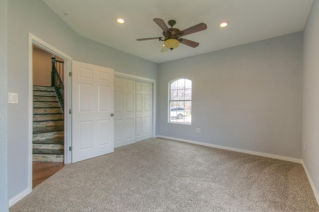 419 Sky Harbour Court, Granbury, TX 76049