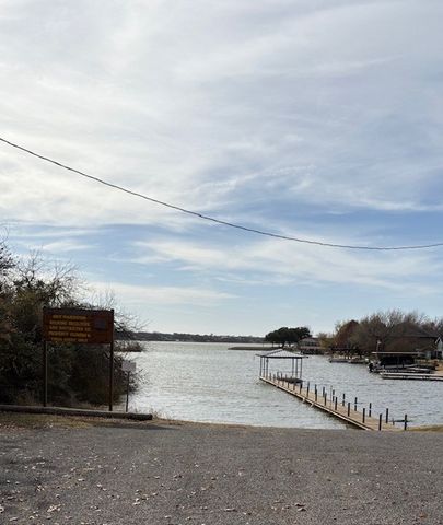 419 Sky Harbour Court, Granbury, TX 76049