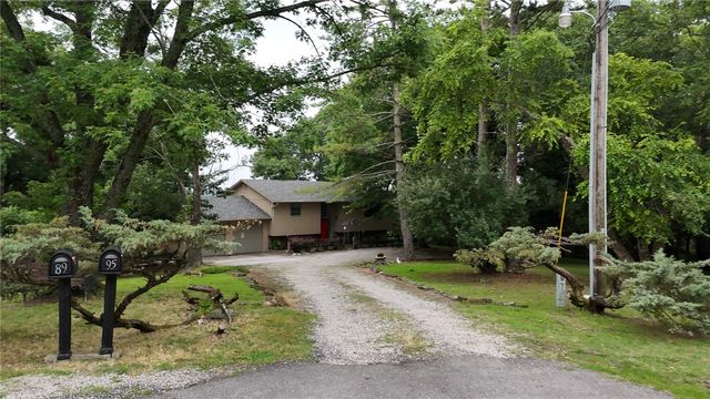 95 Lady Mary Lane, Eureka Springs, AR 72632