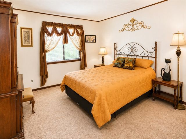95 Lady Mary Lane, Eureka Springs, AR 72632