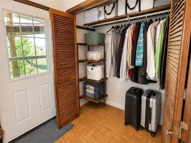 95 Lady Mary Lane, Eureka Springs, AR 72632