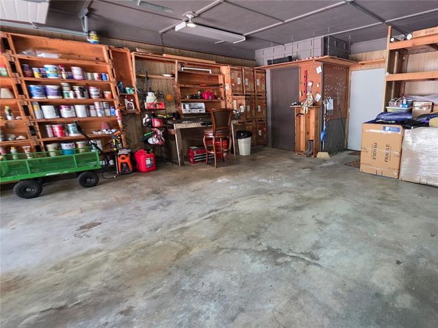 95 Lady Mary Lane, Eureka Springs, AR 72632