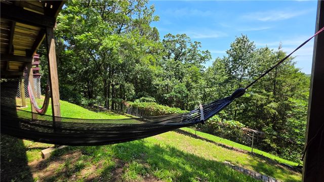 95 Lady Mary Lane, Eureka Springs, AR 72632