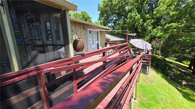 95 Lady Mary Lane, Eureka Springs, AR 72632