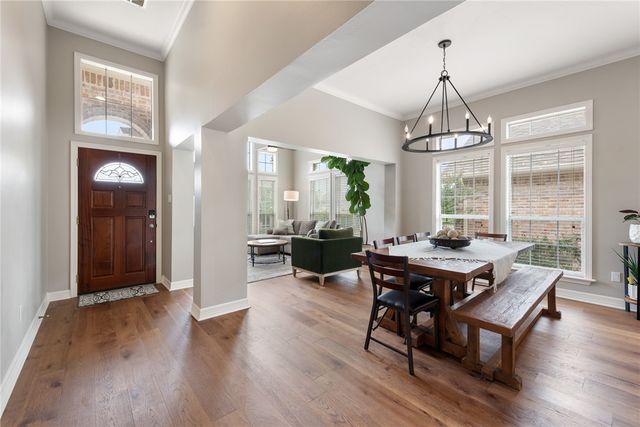 919 Grand Oaks Circle, College Station, TX 77840