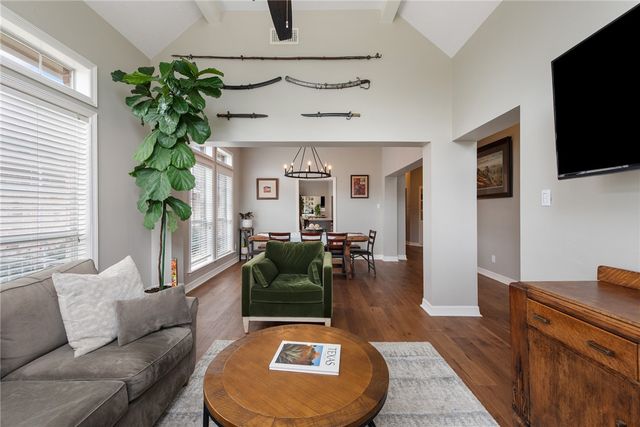 919 Grand Oaks Circle, College Station, TX 77840