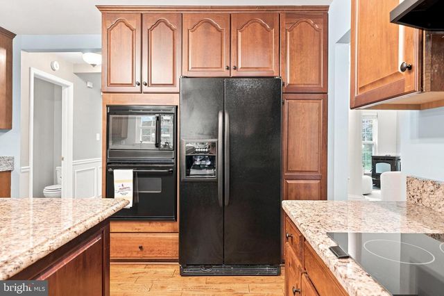 3060 MAYBERRY AVE, Huntingtown, MD 20639