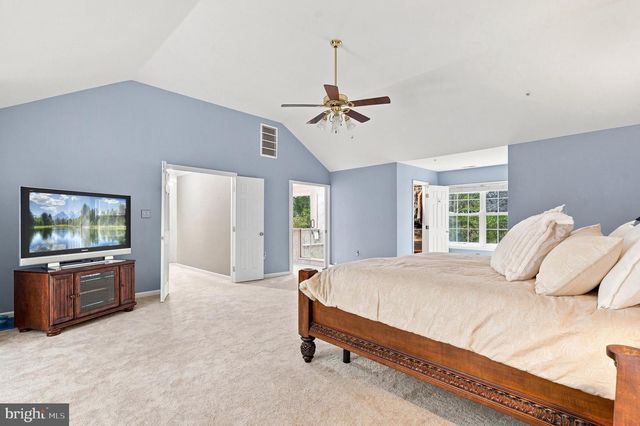 3060 MAYBERRY AVE, Huntingtown, MD 20639