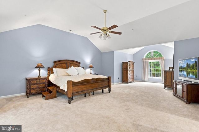 3060 MAYBERRY AVE, Huntingtown, MD 20639