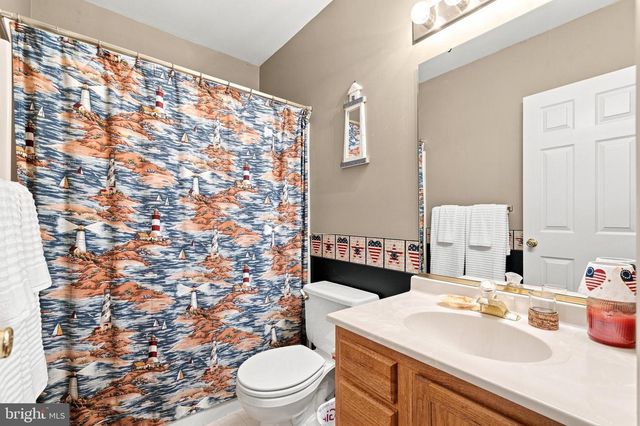 3060 MAYBERRY AVE, Huntingtown, MD 20639