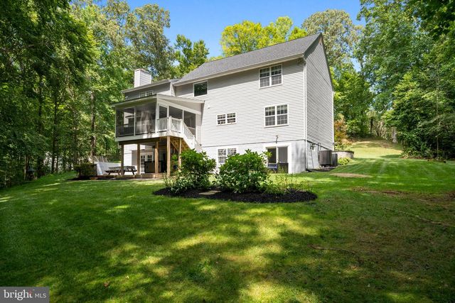3060 MAYBERRY AVE, Huntingtown, MD 20639