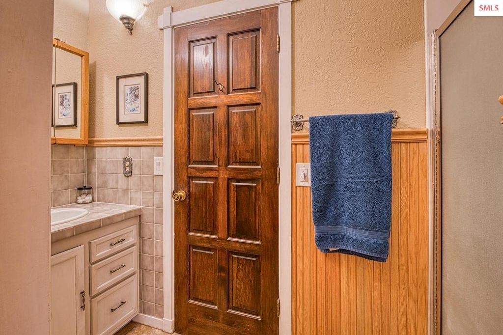 2298 Selkirk Rd, Sandpoint, ID 83864 photo 17