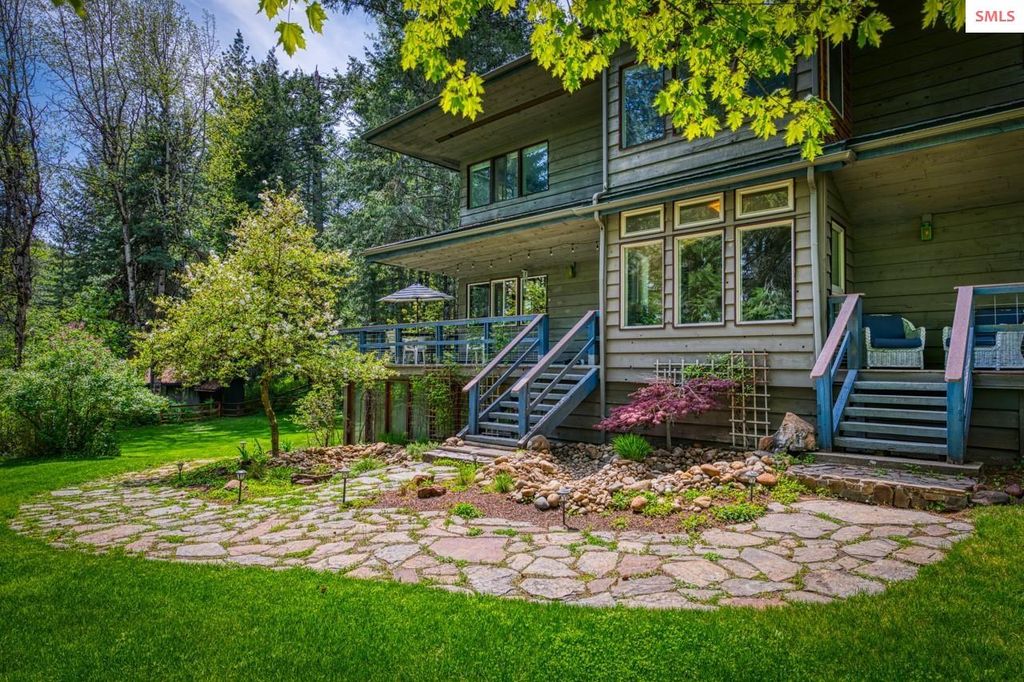 2298 Selkirk Rd, Sandpoint, ID 83864 photo 4