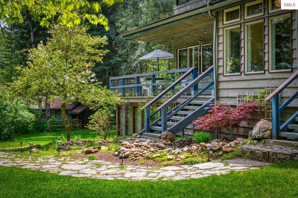 2298 Selkirk Rd, Sandpoint, ID 83864 photo 5