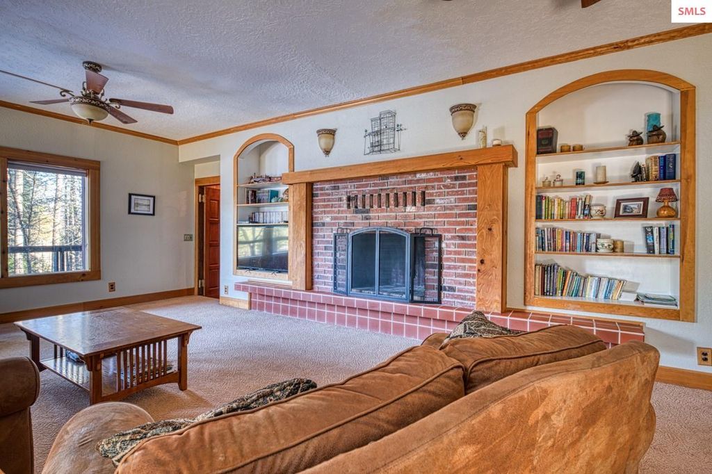 2298 Selkirk Rd, Sandpoint, ID 83864 photo 6