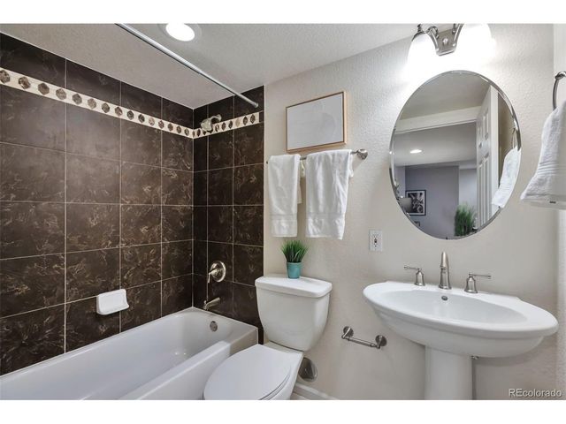 2805 Whitetail Cir, Lafayette, CO 80026