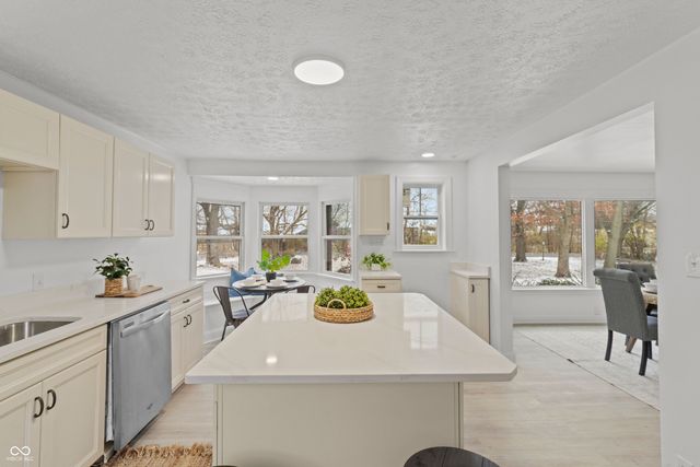 2600 N Raceway Road, Indianapolis, IN 46234