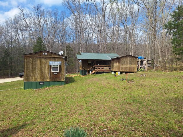1622 Hill Chapel Rd, Big Sandy, TN 38221