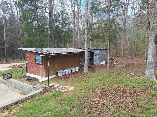 1622 Hill Chapel Rd, Big Sandy, TN 38221
