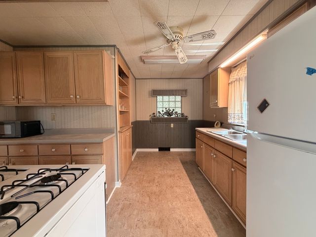 1941 Herbert Avenue, Berkeley, IL 60163