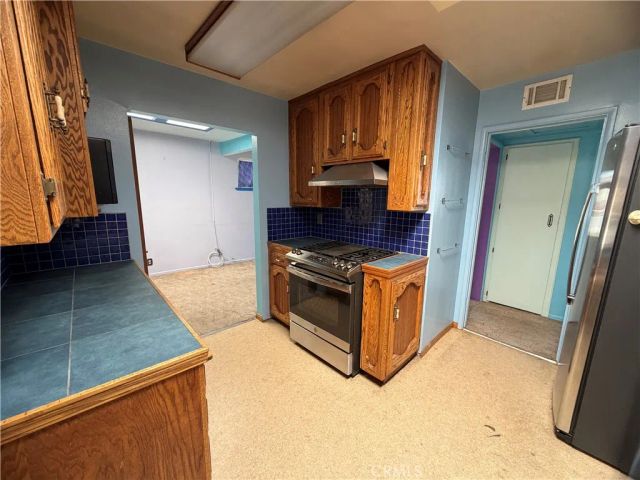 928 Kelly Drive, Barstow, CA 92311