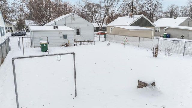 520 MECH STREET, Green Bay, WI 54302