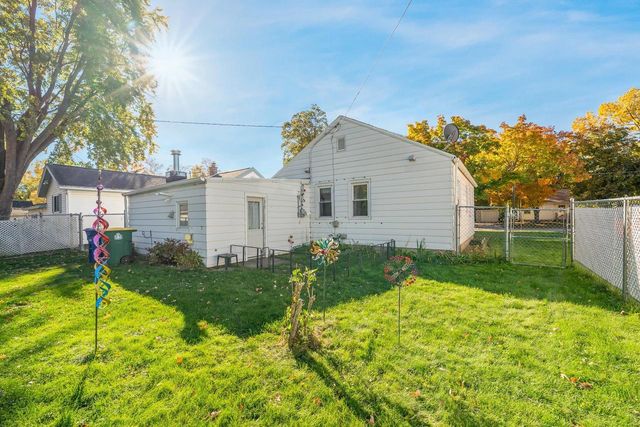 520 MECH STREET, Green Bay, WI 54302