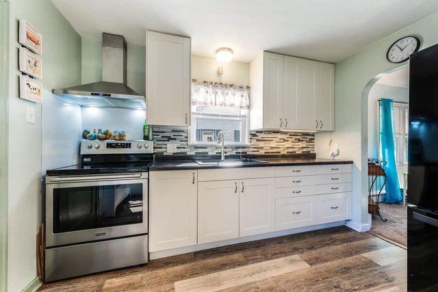 520 MECH STREET, Green Bay, WI 54302