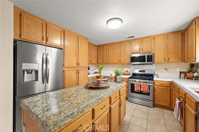 15494 Adobe, Moreno Valley, CA 92555