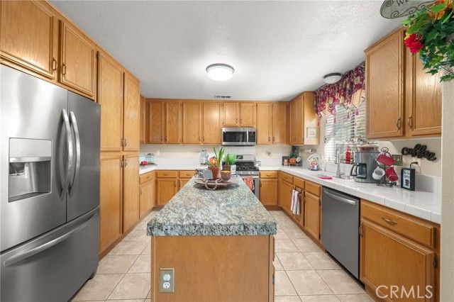 15494 Adobe, Moreno Valley, CA 92555