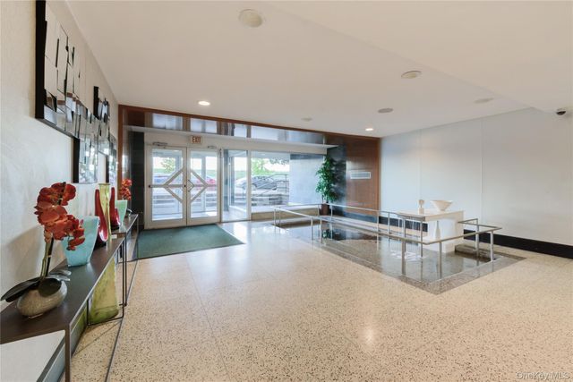 3363 Sedgwick Avenue 5L, Bronx, NY 10463