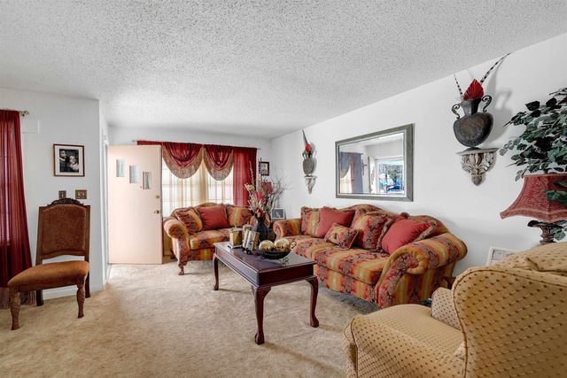 1451 N Belmont St, Wichita, KS 67208