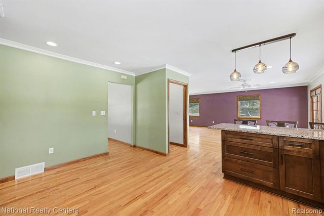 515 E Dawson Road, Milford, MI 48381