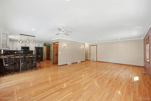 515 E Dawson Road, Milford, MI 48381