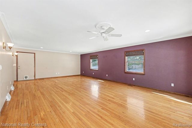 515 E Dawson Road, Milford, MI 48381