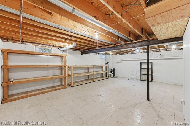 515 E Dawson Road, Milford, MI 48381