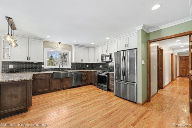 515 E Dawson Road, Milford, MI 48381